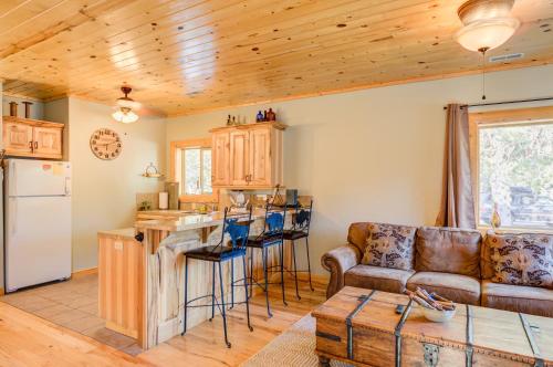 Muley Hollow by KABINO Fire Pit Grill SmartTV WiFi Washer Dryer in Island Park, USA