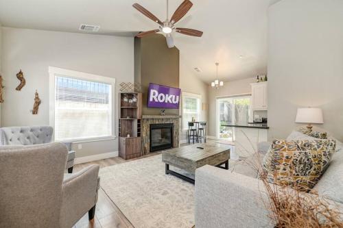 . Cozy Two-Story Cottage Near Historic Folsom!