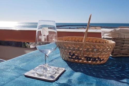 Appartement atypique, vue sur la mer - Location saisonnière - Frontignan