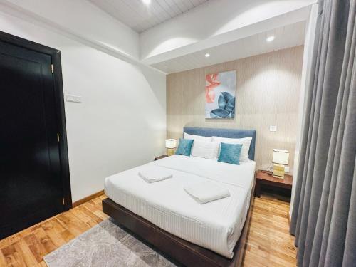 Two-Bedroom Apartment image 8