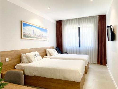 Twin Room - Non-Smoking