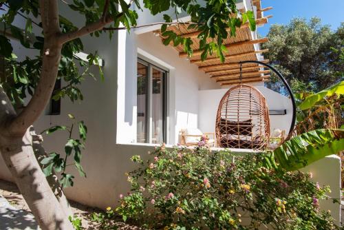 Viesnīcas āriene, Melagrana in Milos Sala