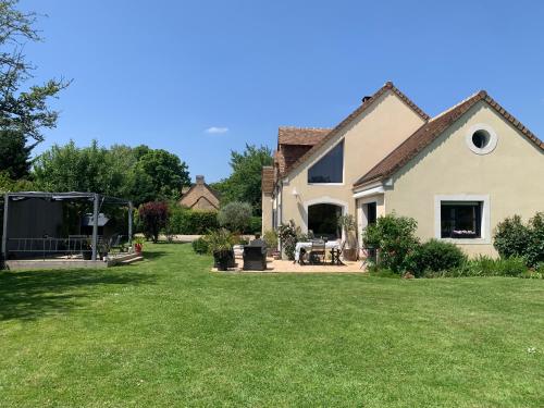 Agréable chambres d’hôte - Chambre d'hôtes - Yvré-l'Évêque