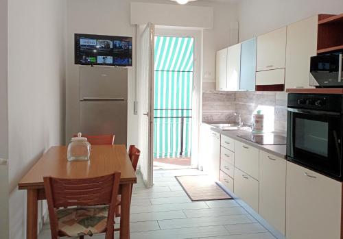  Punto Base Milano, Como, Varese, Svizzera in Locate Varesino