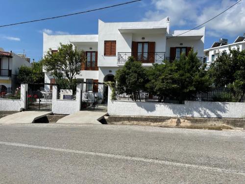 Karagiozos Studios & Apartments, Skopelos