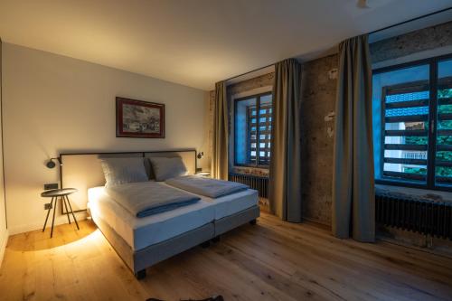 Landhotel Alte Zollstation- Historical Building - Chiemsee