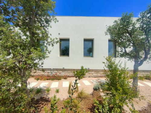 Lisetta Gardens Boutique & Suites