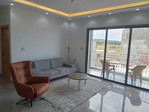 Ezzahra Beach Luxury Apartment in Εζζάχρα (Μπεν Αρούς)
