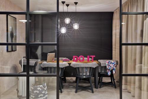 MOXY Berlin Humboldthain Park - image 11