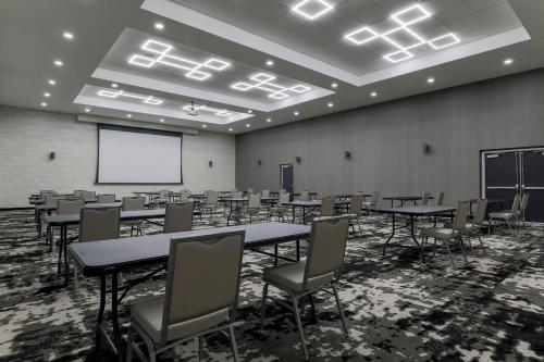 Four Points by Sheraton Amarillo Downtown - image 12