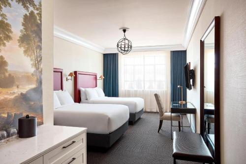 2 double beds