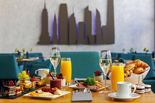 Sheraton Hannover Pelikan Hotel - image 10