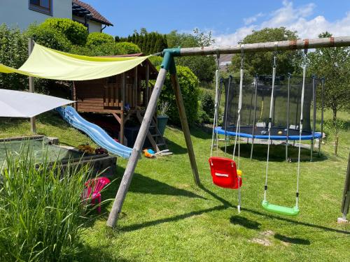Ferien im Schwarzwald - FeWo mit Terrasse & tollem Ausblick ins Grüne