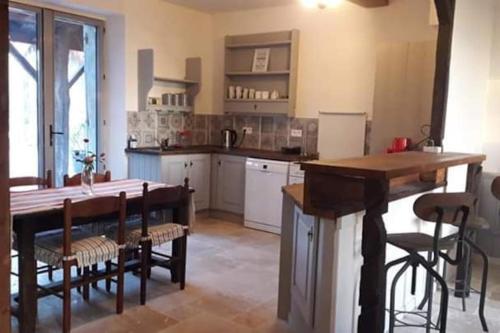 B&B Saint-Julien-d'Eymet - Vine maison 2 bedroom with ensuites - Bed and Breakfast Saint-Julien-d'Eymet