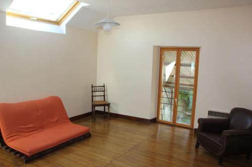 Cheerful 4 bedroom residential holiday let