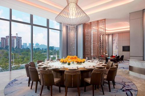 Restaurant, Sheraton Guangzhou Nansha Hotel in Nansha District