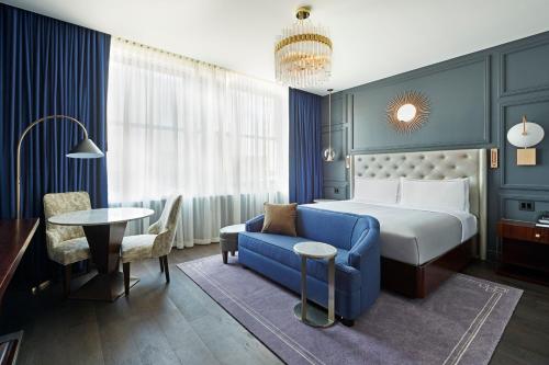 room detail thumbnail 0