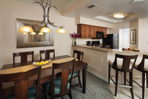Sheraton Vistana Resort Villas Lake Buena Vista Orlando - image 8