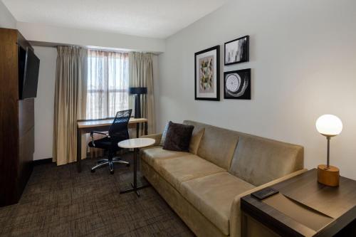 Residence Inn by Marriott Boulder Broomfield - image 9