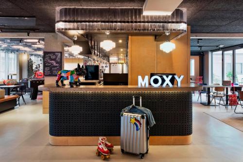 Moxy Paris Bastille - Hôtel - Paris