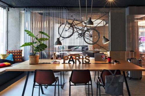 Moxy Paris Bastille - image 11