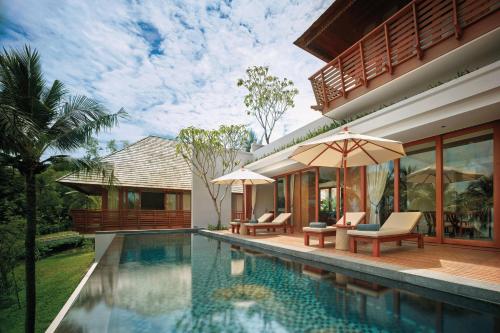 Swimming pool, The Ritz-Carlton, Koh Samui in Koh Samui
