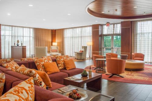 Louisville Marriott East - image 20