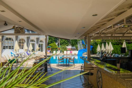 Bar/Lounge, Club Selen icmeler in Marmaris