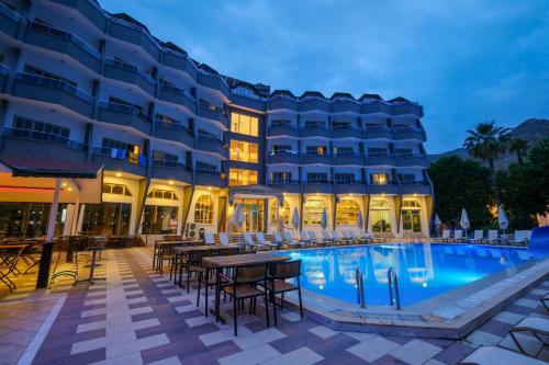 Buitenkant, Club Selen icmeler in Marmaris