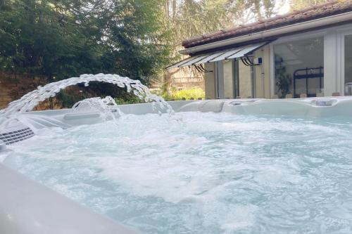 Maison avec jardin et jacuzzi proche Polytechnique in Palaiseau