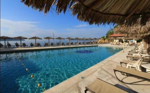 Hermosa suite con vista al mar !!!