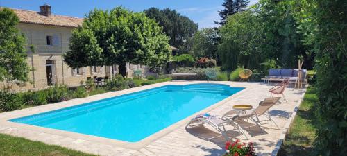 Au Do'Mayne des Bouilles - Spa & Piscine - Chambre d'hôtes - Lussac