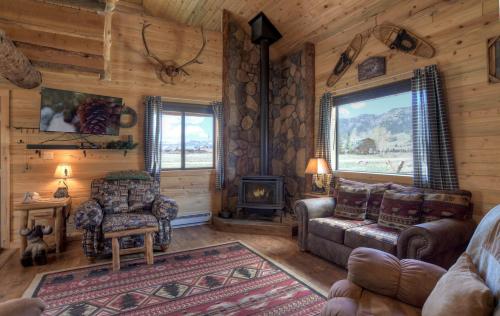 Bristol Head Log Cabin thumb 3