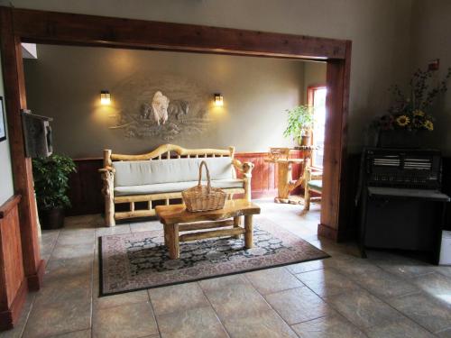 ล็อบบี้, White Buffalo Hotel in เวสส์ เยลโลว์สโตน (MT)