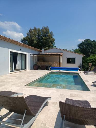 Four-Bedroom Villa (8 Adults)