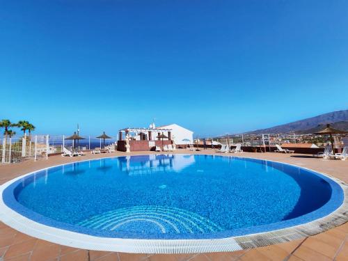 Ocean View Villas Canarias - Tap to explore photos