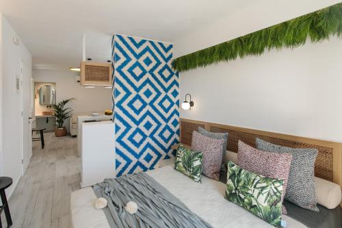Hermes Luxury Suites 2