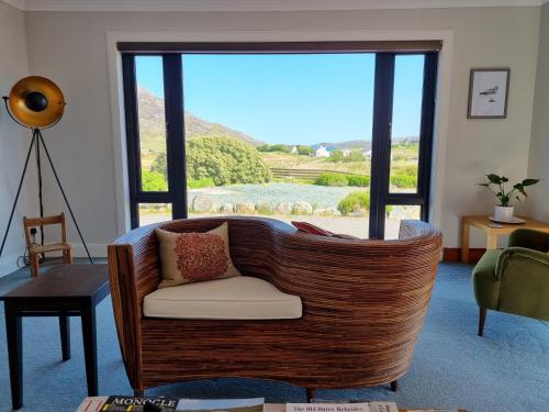 Brae Lea House, Lochboisdale, South Uist. Outer Hebrides – Lochboisdale