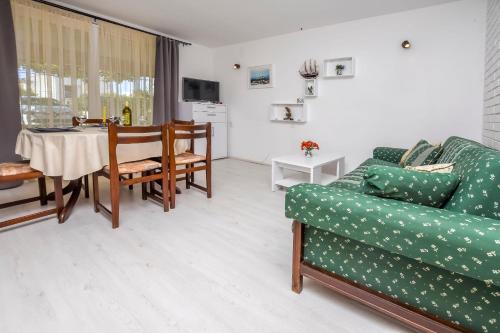 Apartments Viktor - image 6
