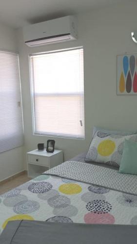 Peaceful Room Close to the Beach in 威廉斯塔德市中心