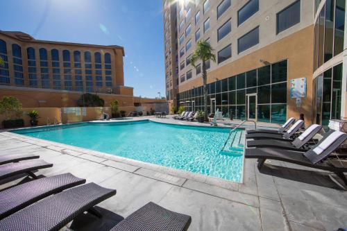 Anaheim Marriott Suites