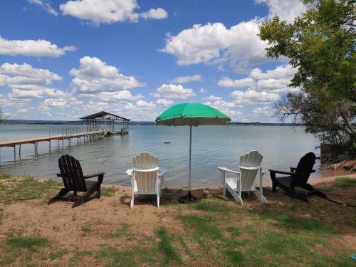 Waterfront Lake Buchanan! in Bluffton, USA