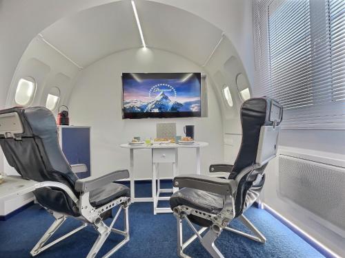 リュネヴィル Insolite - Jet Prive - Experience Cinema et coc00ning - Moontown 4つ星 シングルルーム レストラン