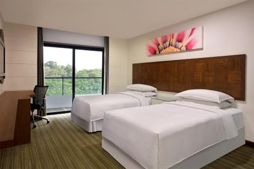 Guestroom, Four Points by Sheraton Visakhapatnam in Visakhapatnam