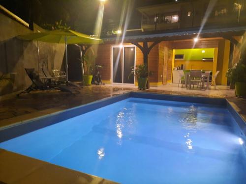 bungalow hibis.kiss971 in Baie-Mahault