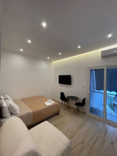 Pagrati-Luxury central cozy studio 1
