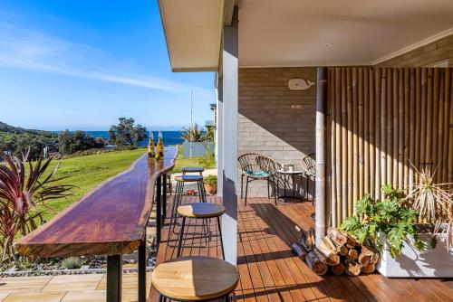 Dolphin Studio Suite, Anna Bay