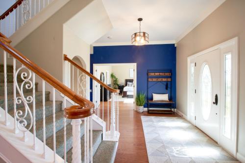 Luxury Home Ocean Views 5 min to Carlsbad Village in Carlsbad, USA
