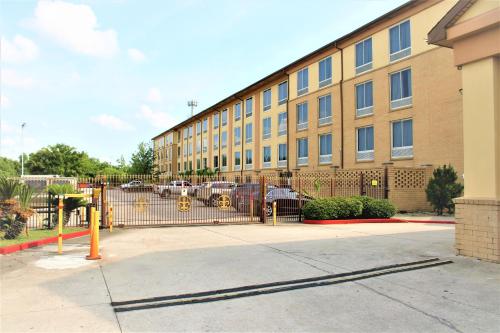 Trident Inn & Suites New Orleans - image 14