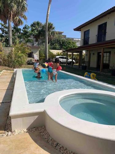 Villas Elim A and B in Cabrera